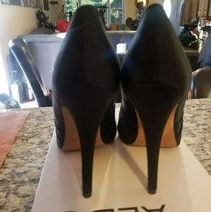 COPY - ALDO SATIN HEELS SIZE 41 👠